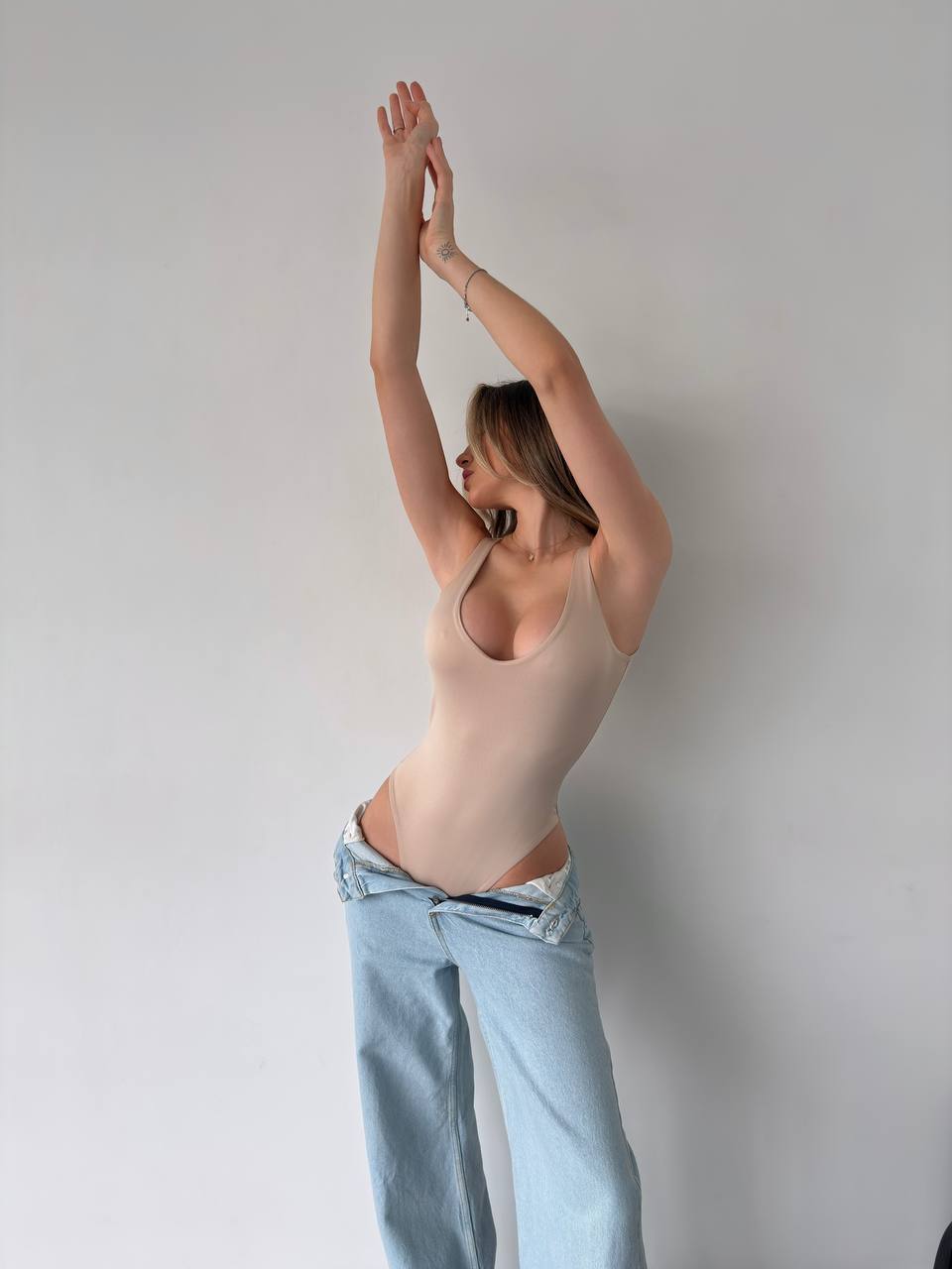 8d7f720e-6a1b-11f0-8624-dee18ff4e8c0_1