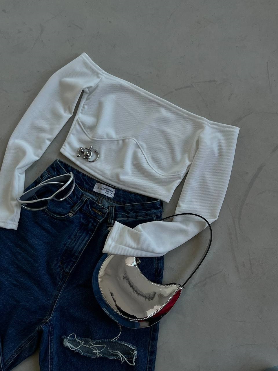 a097836d-b6f7-11ee-ad47-166b0be12ee5_0