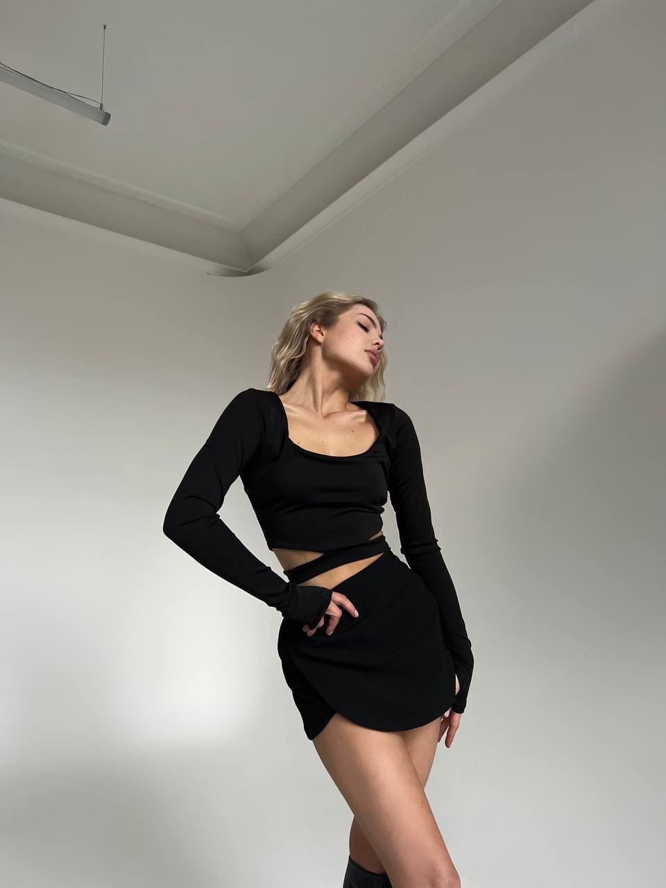 b9f40241-b5f1-11ee-ad47-166b0be12ee5_6