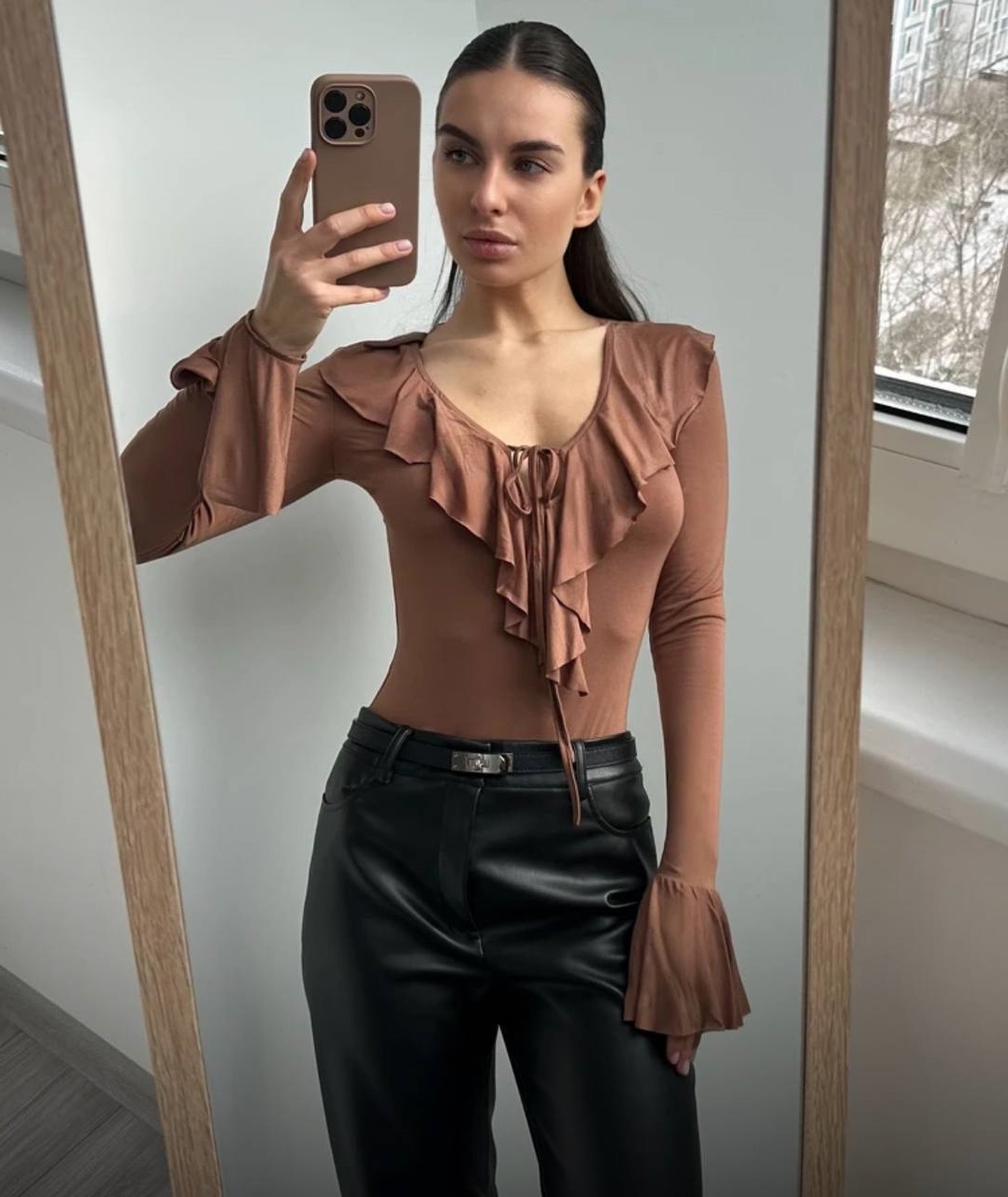 bb8ab453-0b87-11f0-8621-dee18ff4e8c0_2