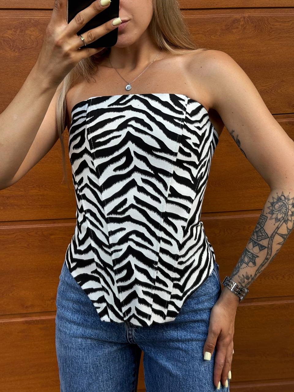 c89df0b4-67e6-11f0-8624-dee18ff4e8c0_2