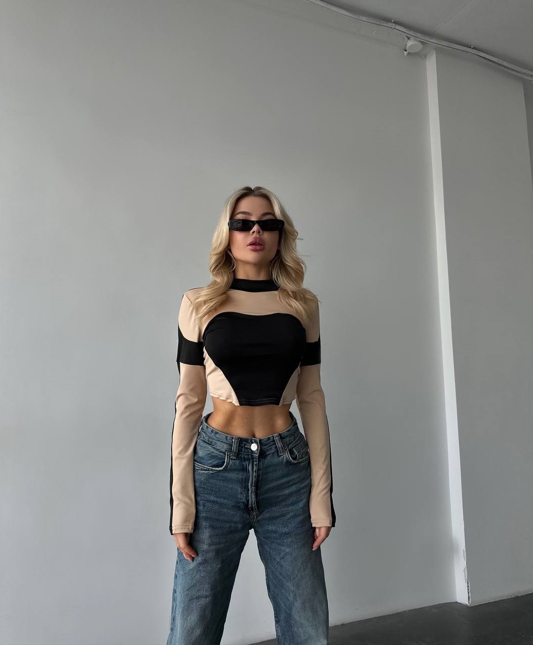 dee50520-fdfe-11ee-ad75-166b0be12ee5_3