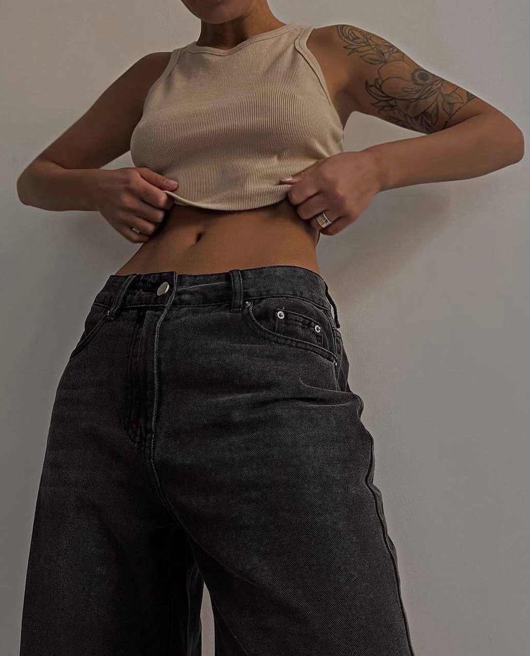 e7b9182a-ef7e-11ee-ad63-166b0be12ee5_1