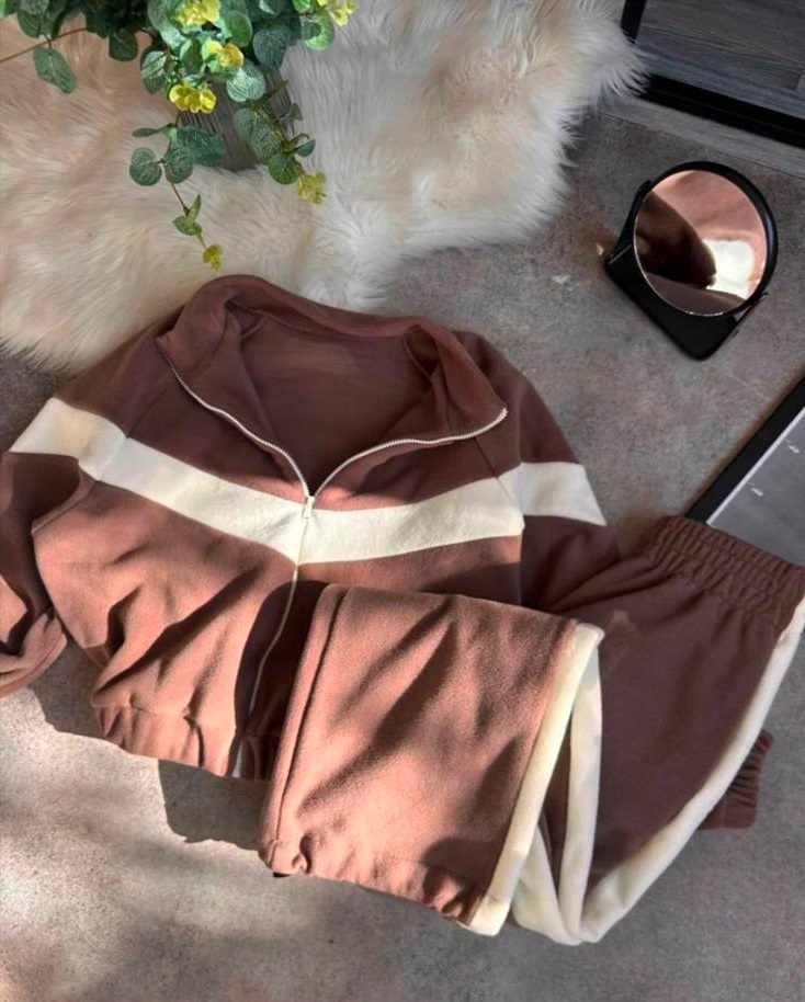 ec544f09-d4b4-11ef-8621-dee18ff4e8c0_2