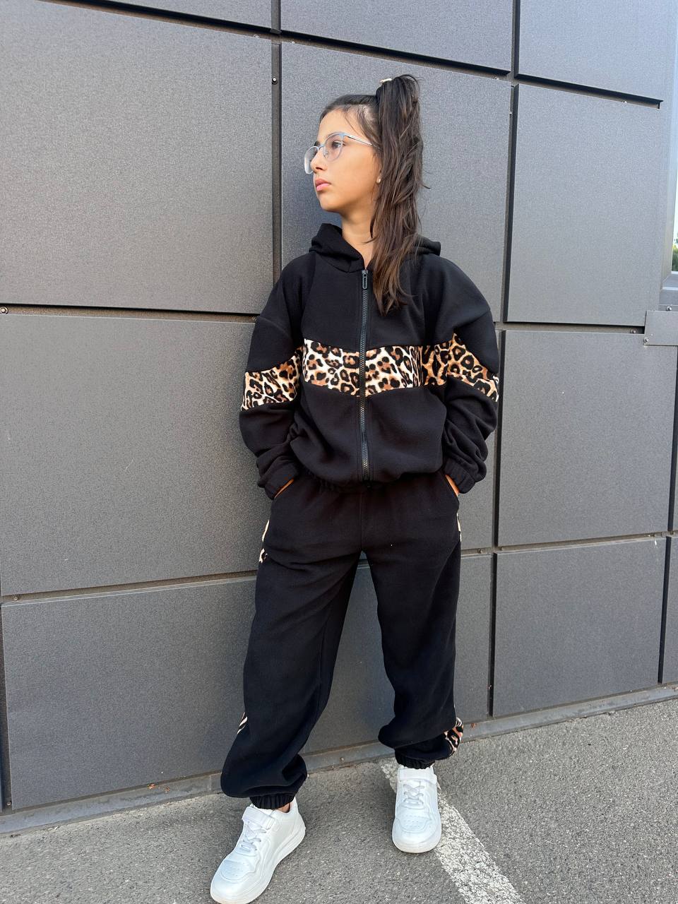 eed3297c-89b6-11f0-8624-dee18ff4e8c0_2