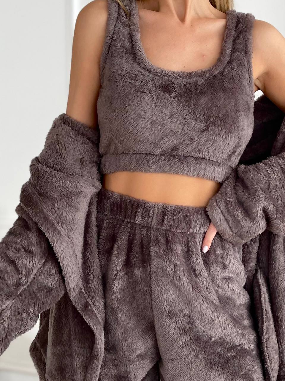 00c03fb7-9ce6-11ef-8620-dee18ff4e8c0_3