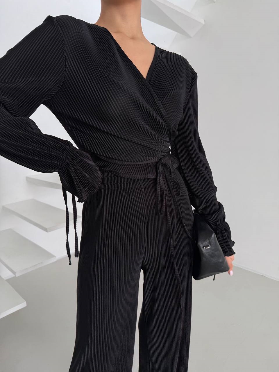 01879396-185f-11f0-8621-dee18ff4e8c0_3