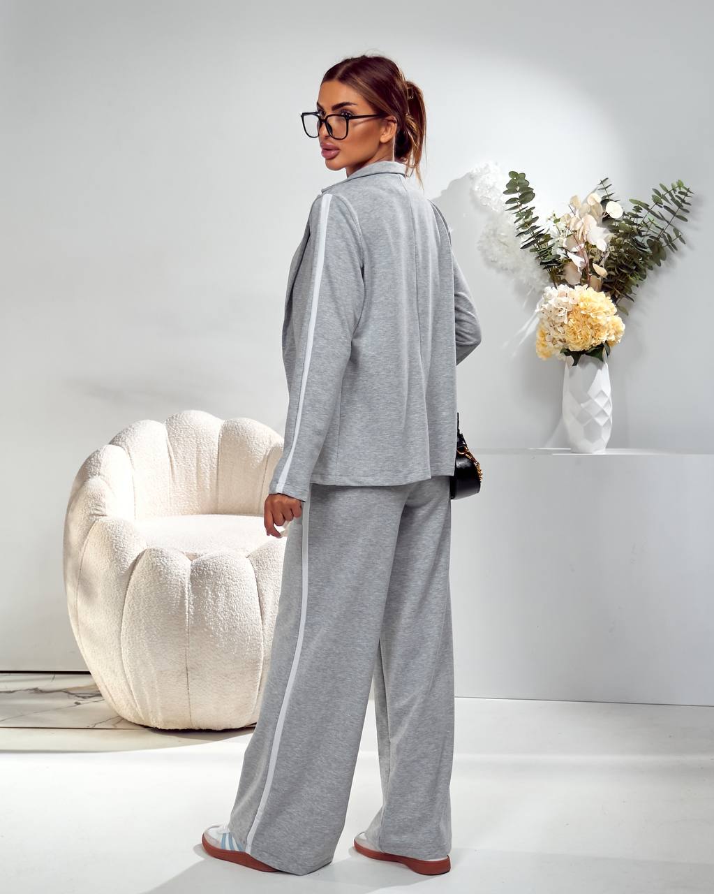 0295f8ca-42cb-11f0-8622-dee18ff4e8c0_2