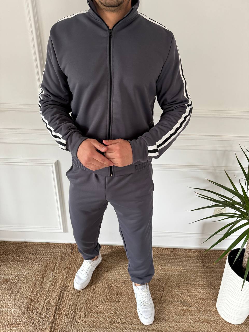 043f13e5-4039-11f0-8622-dee18ff4e8c0_2