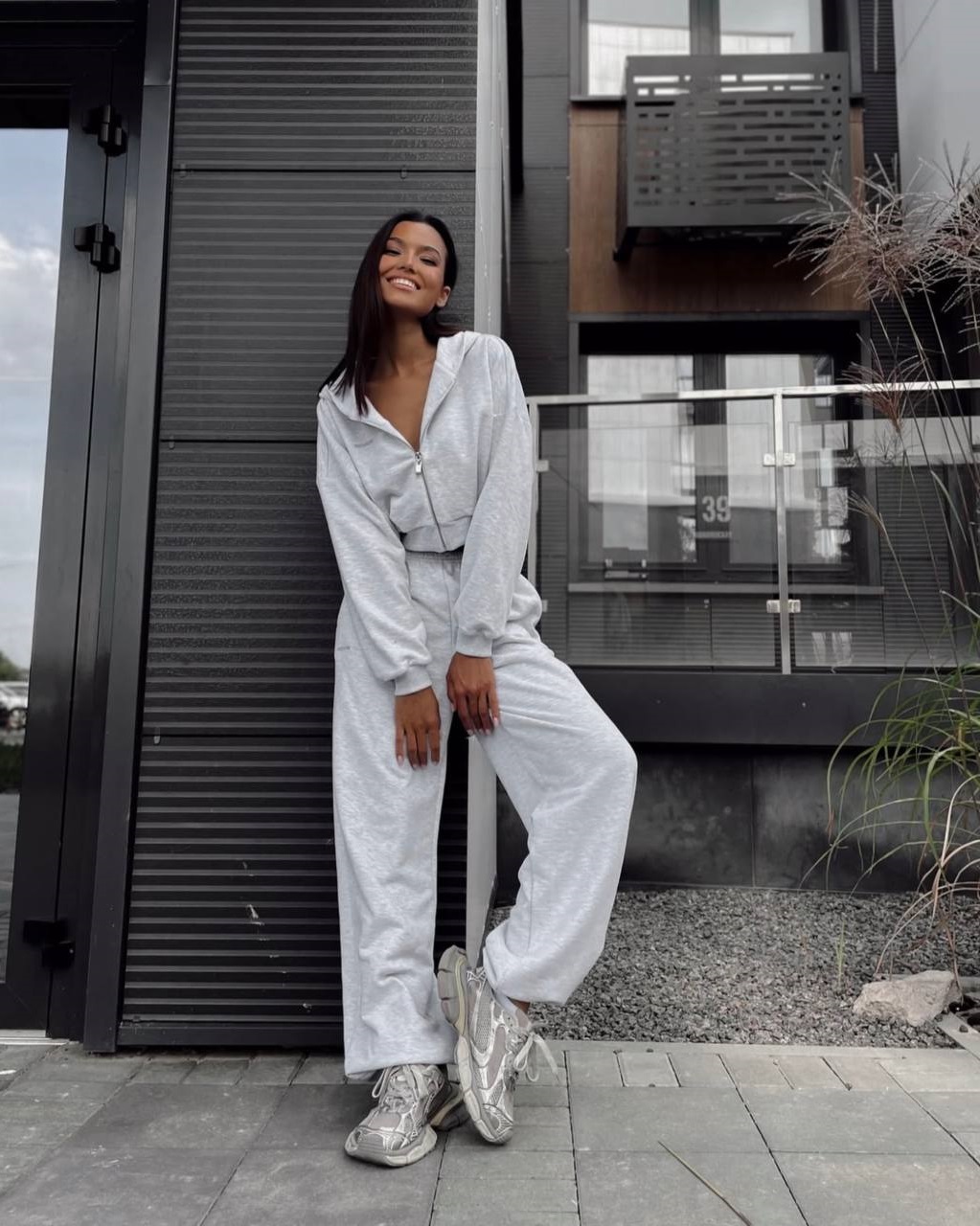 06ff4732-4148-11f0-8622-dee18ff4e8c0_0