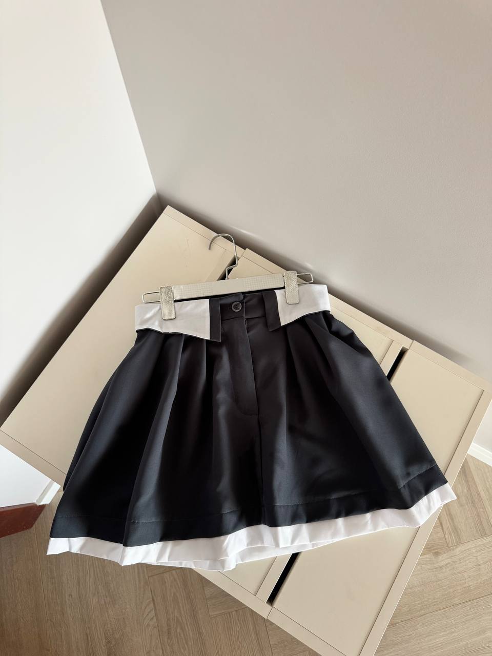 09b25f19-7541-11f0-8624-dee18ff4e8c0_1