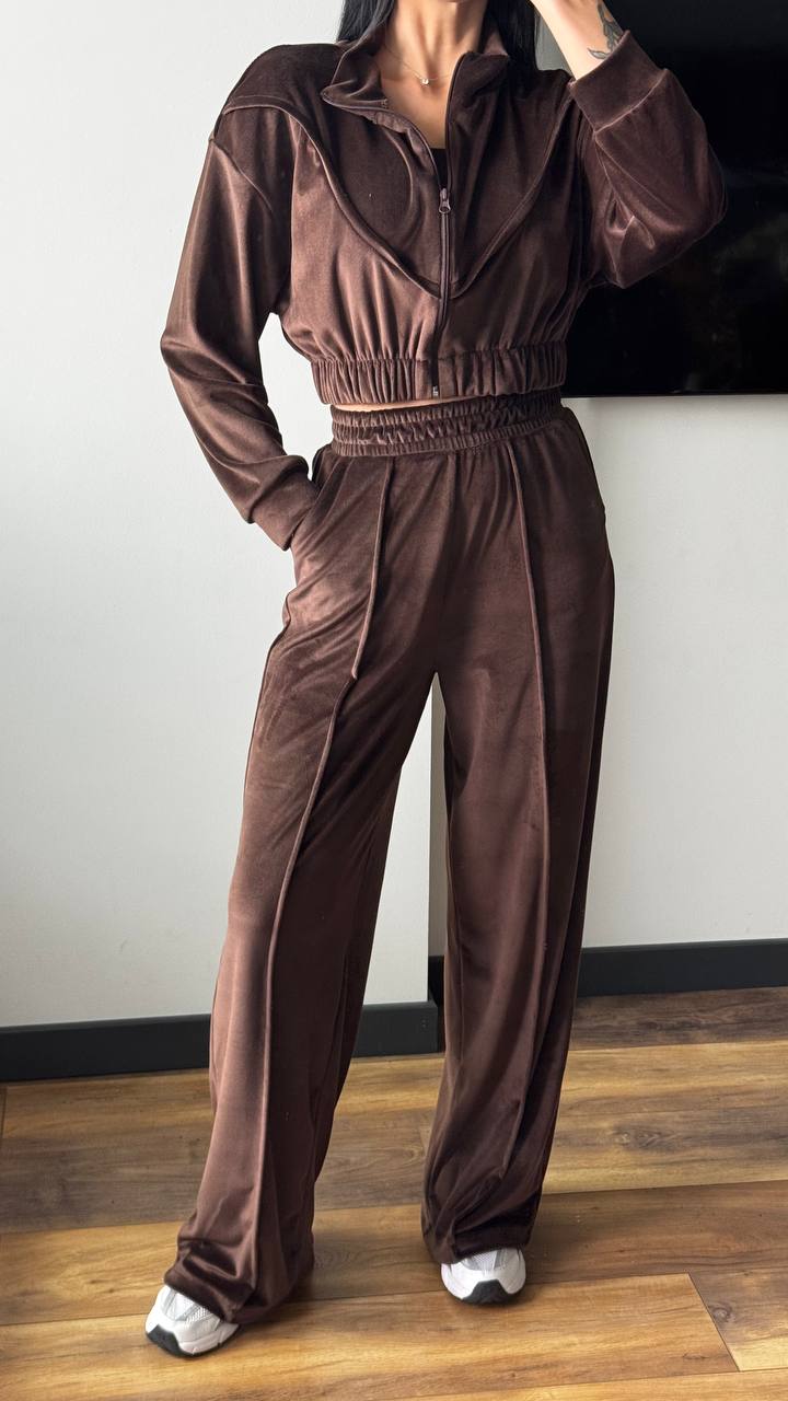 0a1edb50-8445-11f0-8624-dee18ff4e8c0_1