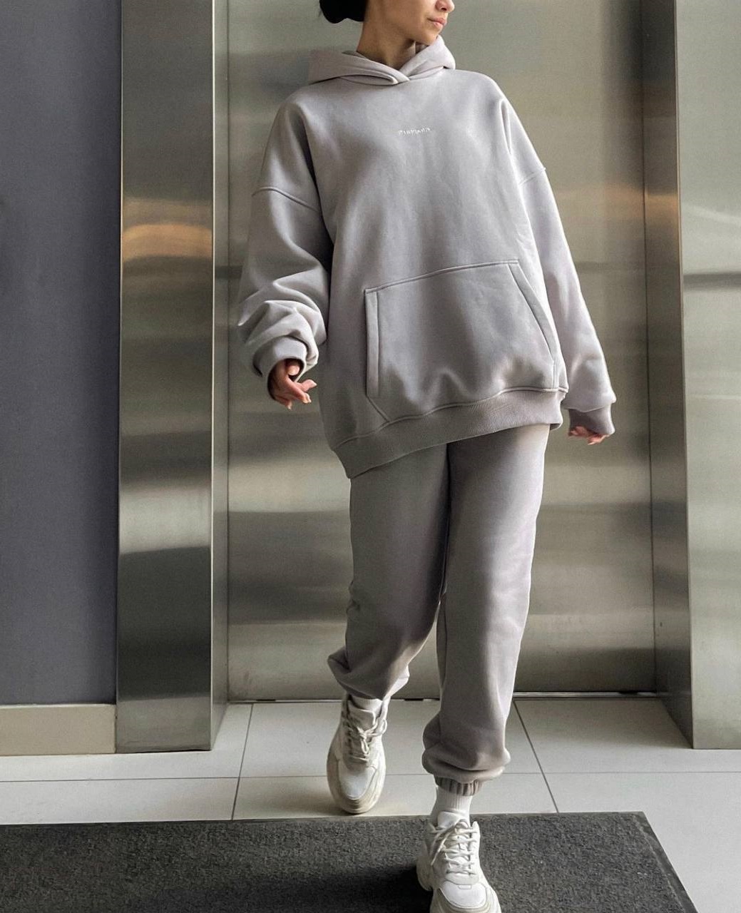 0b8462ff-756e-11ee-ad31-166b0be12ee5_1