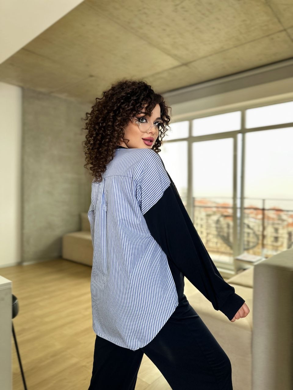 0c99a089-dfb2-11ee-ad53-166b0be12ee5_2