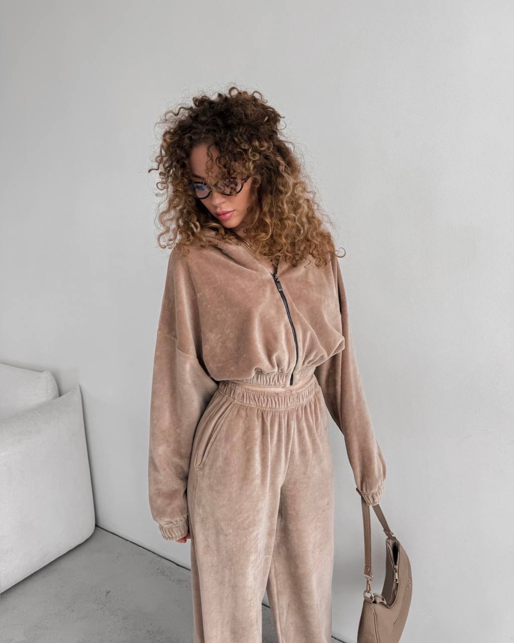 0e202cbb-8e4d-11f0-8624-dee18ff4e8c0_1