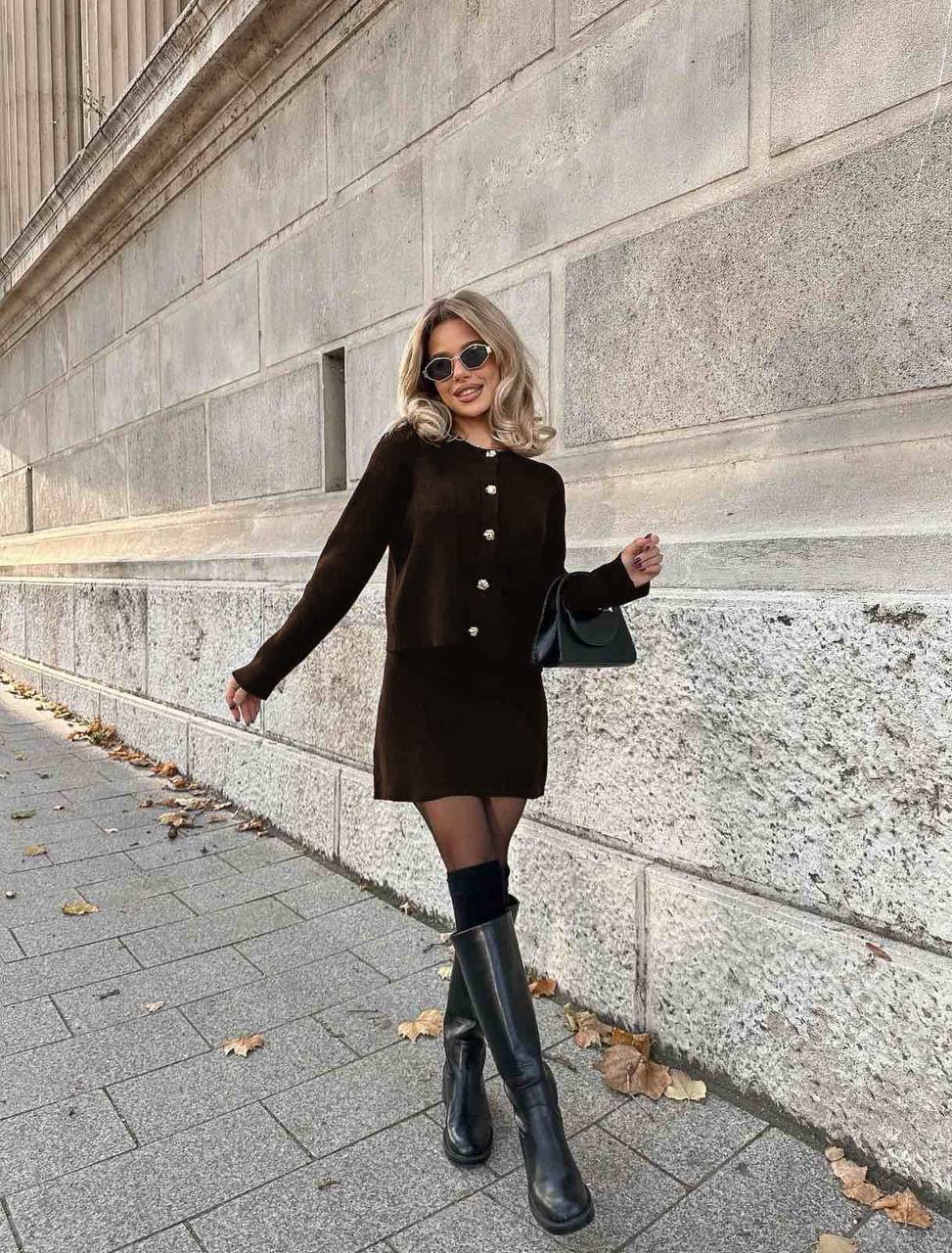 12090050-9eed-11f0-8624-dee18ff4e8c0_1