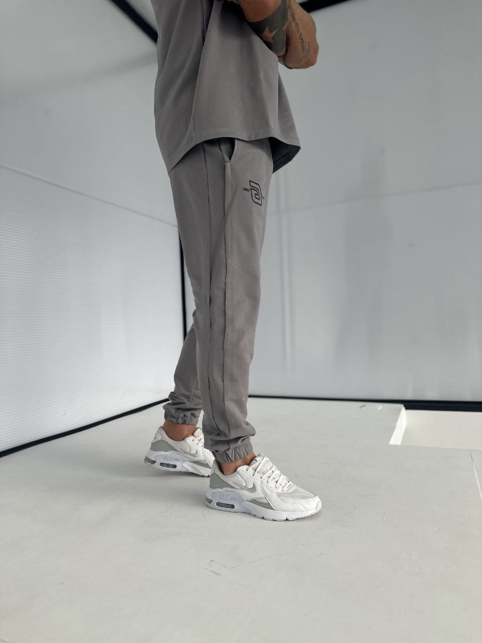 13671df4-22a8-11f0-8622-dee18ff4e8c0_2