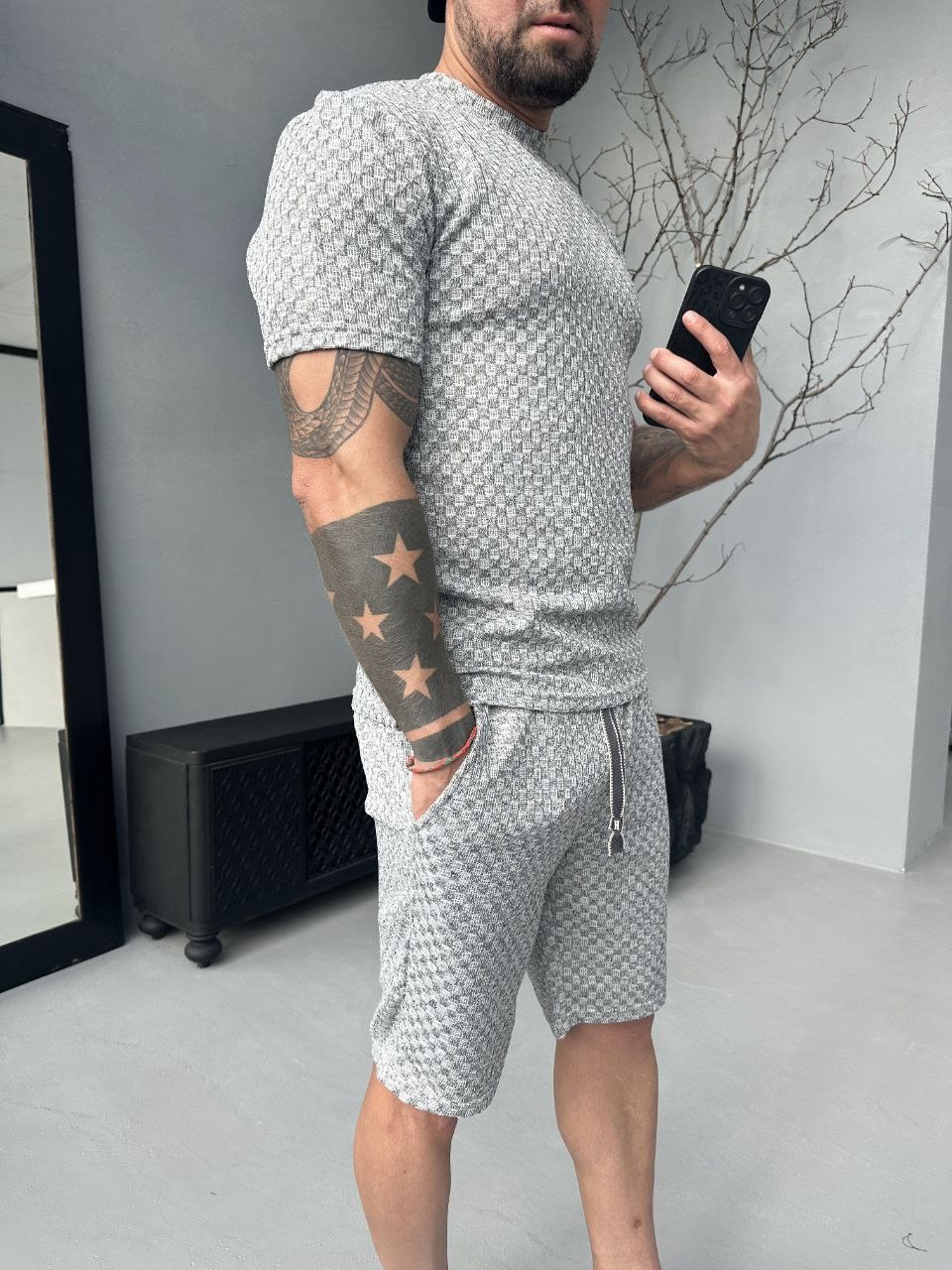 13671e00-22a8-11f0-8622-dee18ff4e8c0_2