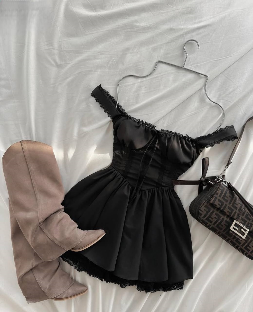 1497946d-6907-11f0-8624-dee18ff4e8c0_1