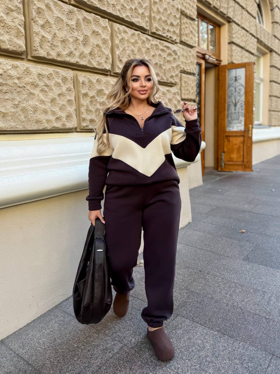 154de661-8e5a-11f0-8624-dee18ff4e8c0_1