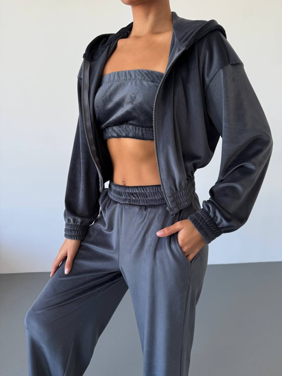 164b7997-42f9-11f0-8622-dee18ff4e8c0_2