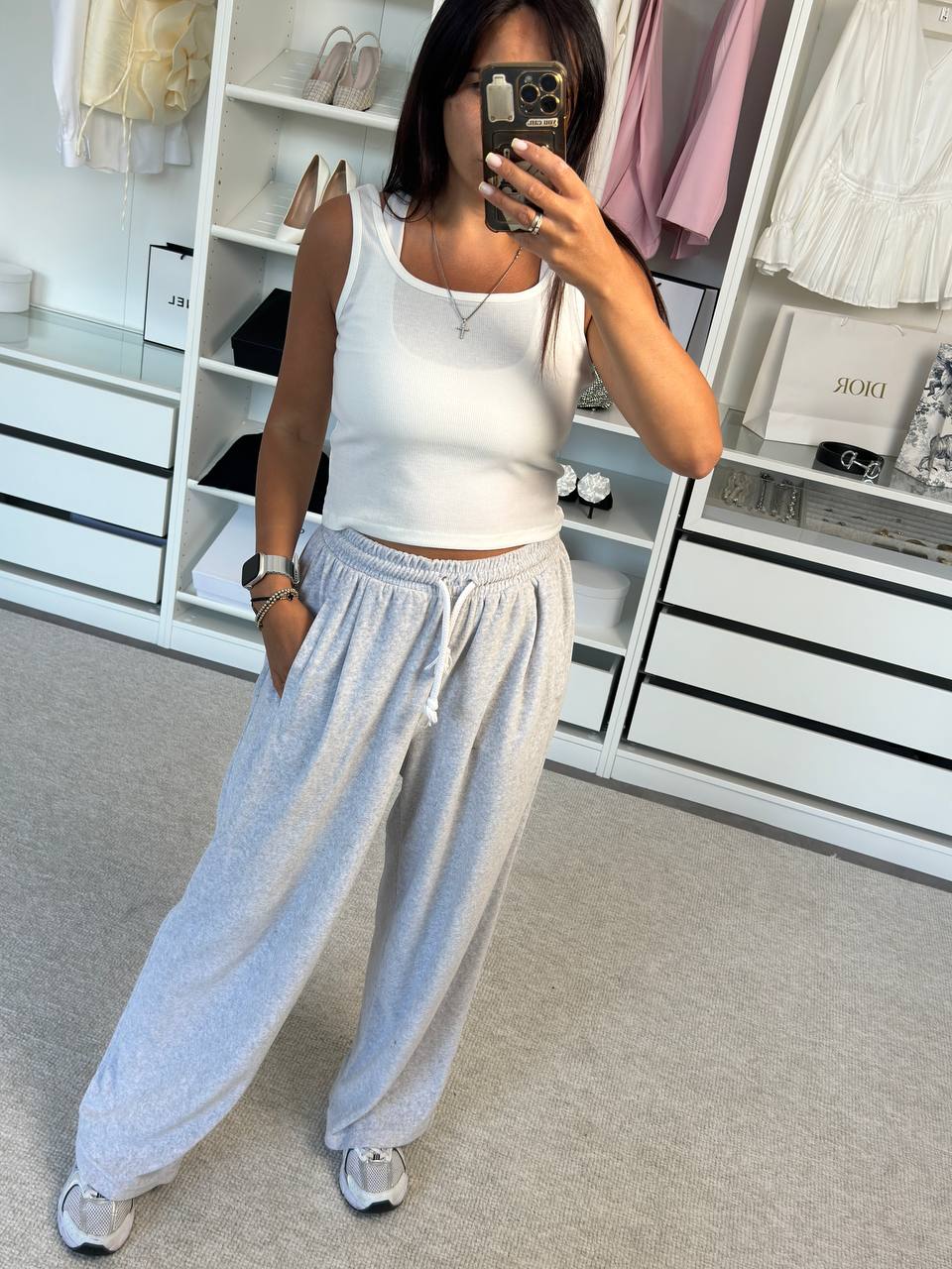 1841fd57-59e2-11f0-8622-dee18ff4e8c0_1