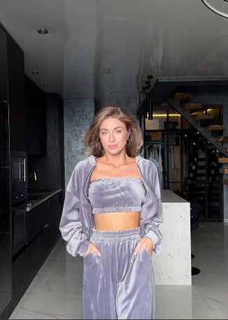 1b8f8899-6f6b-11ef-861f-dee18ff4e8c0_2