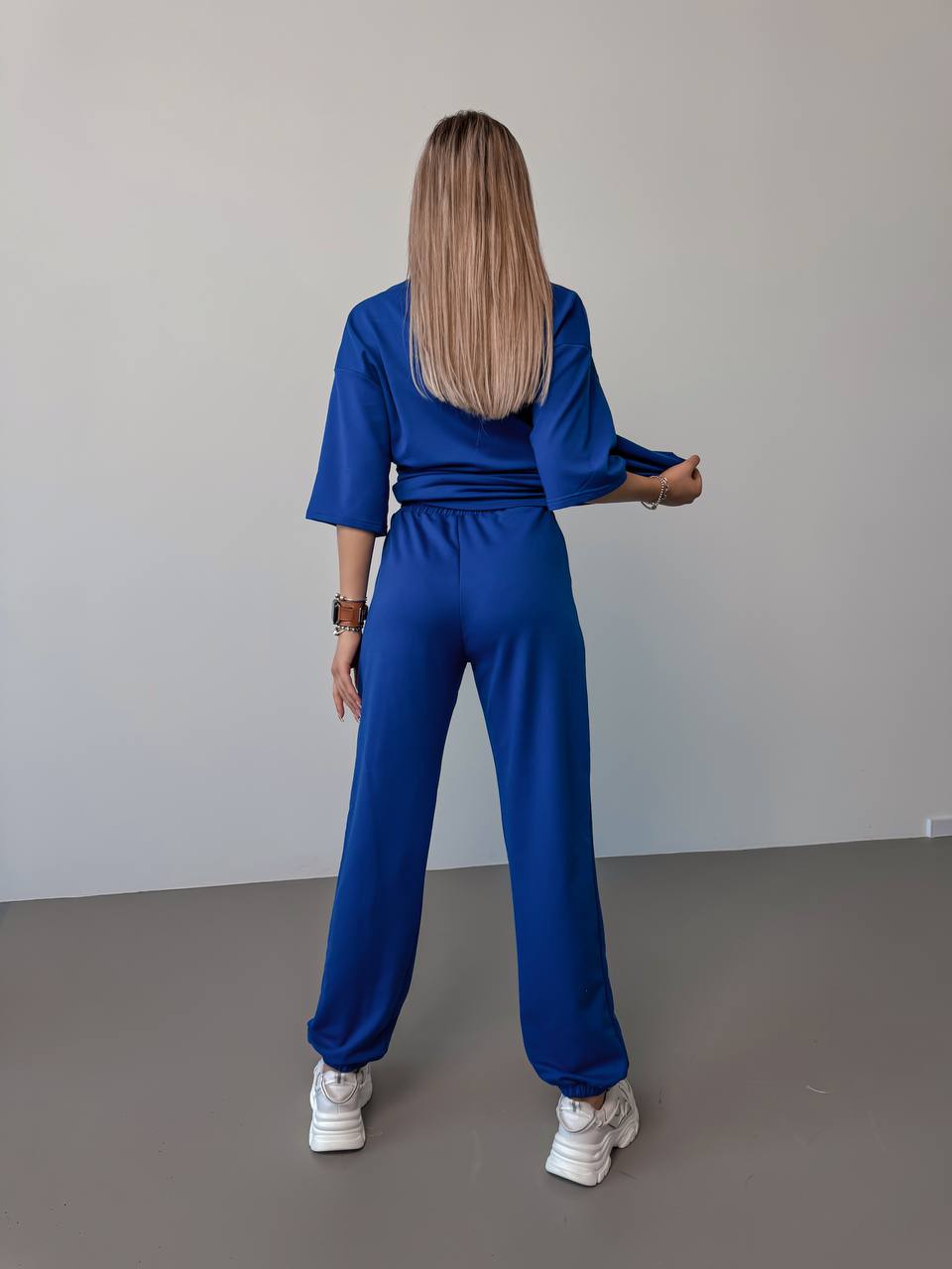 1c24120d-00d0-11f0-8621-dee18ff4e8c0_1