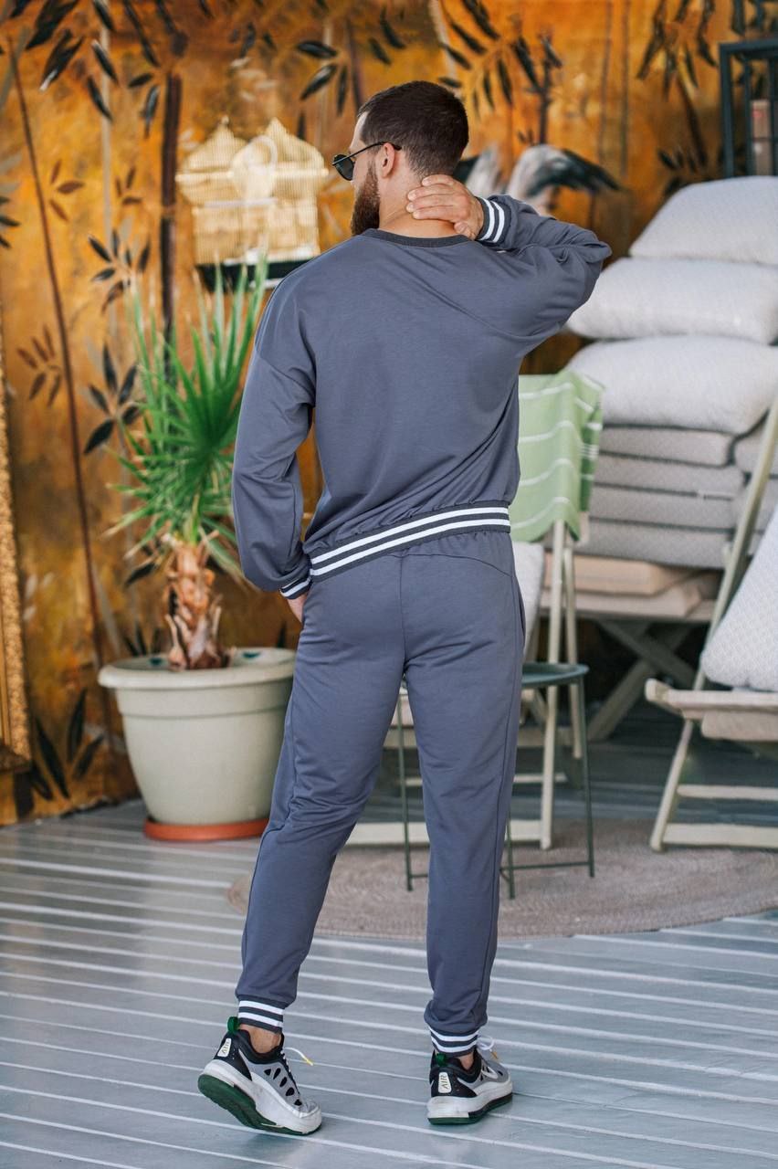 1cc81b7b-100d-11f0-8621-dee18ff4e8c0_1