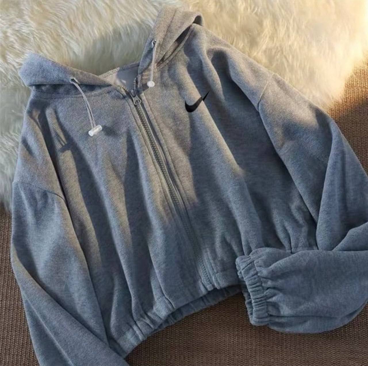 1df73530-2d87-11ee-ad03-166b0be12ee5_0