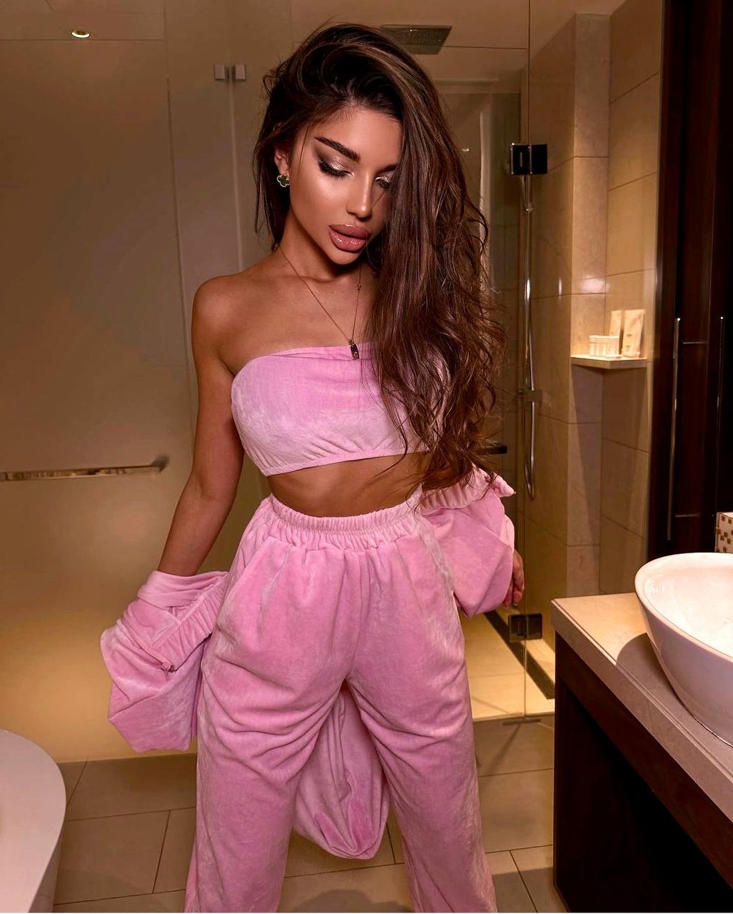 201ad91f-36d1-11ee-ad05-166b0be12ee5_0