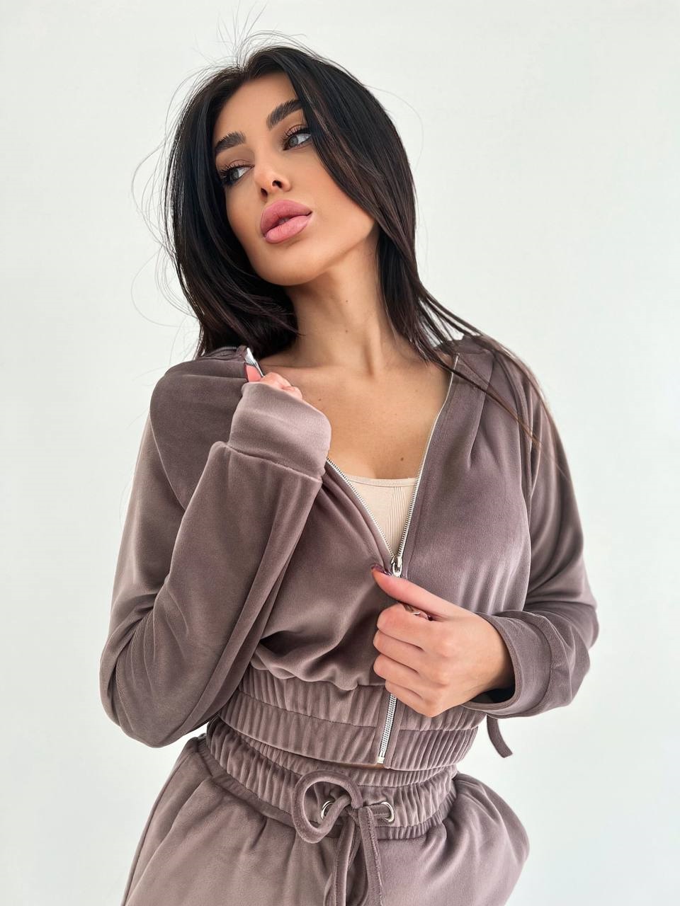 214be256-c9ef-11ed-aceb-166b0be12ee5_2