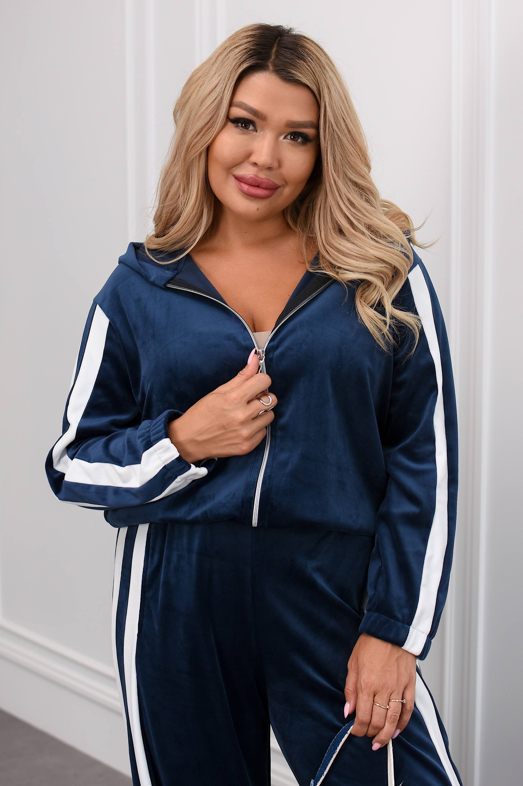 219bfeca-42e4-11f0-8622-dee18ff4e8c0_2