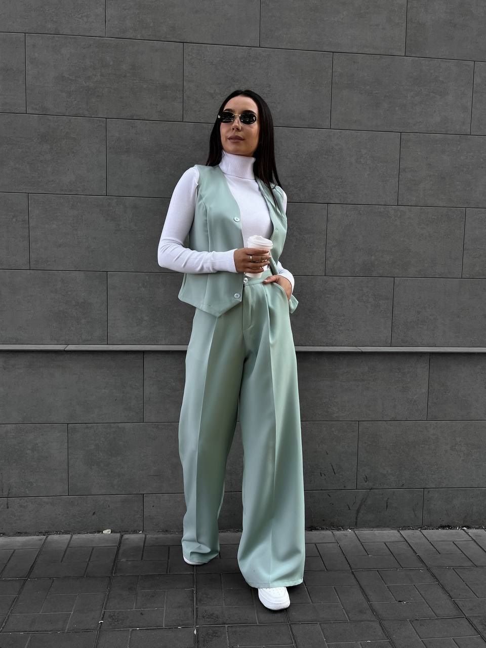 2282c1b6-3989-11ee-ad06-166b0be12ee5_0