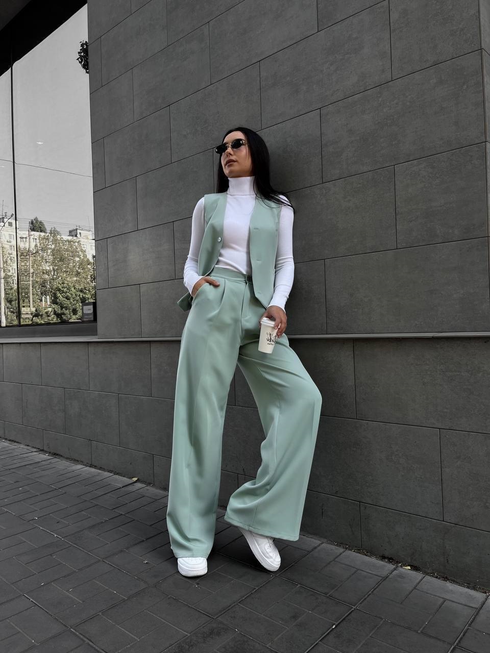 2282c1b6-3989-11ee-ad06-166b0be12ee5_1