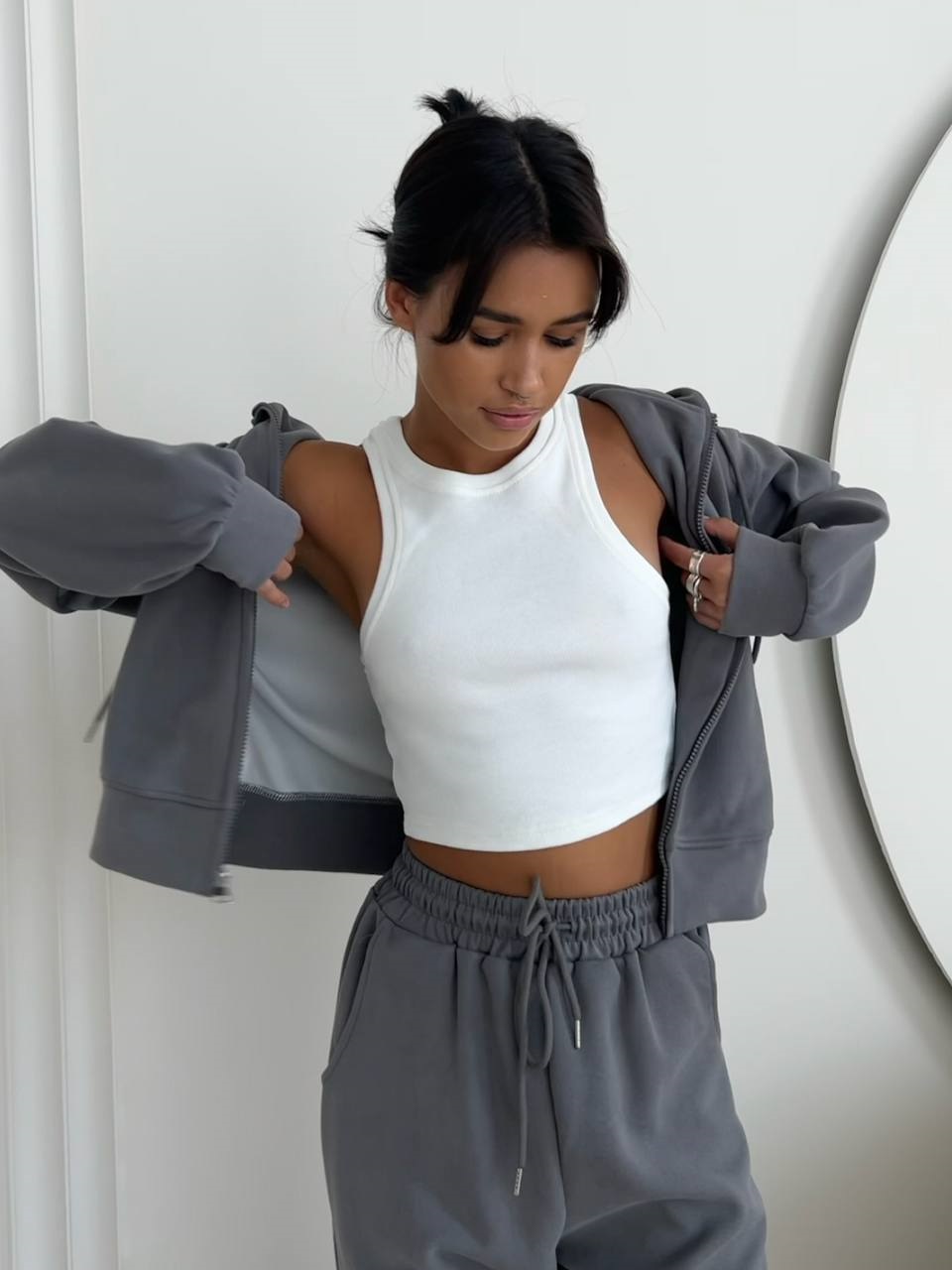 26fce2b0-f3d0-11ee-ad65-166b0be12ee5_1