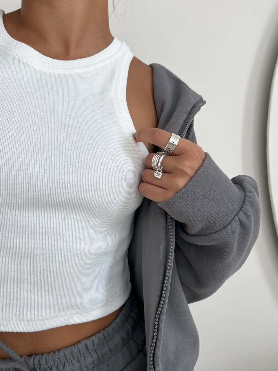 26fce2b0-f3d0-11ee-ad65-166b0be12ee5_2