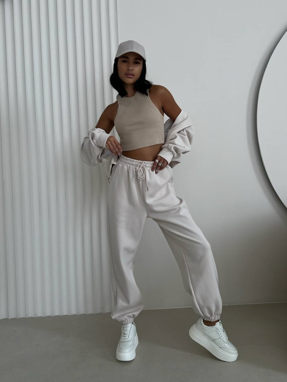 26fce2b9-f3d0-11ee-ad65-166b0be12ee5_1