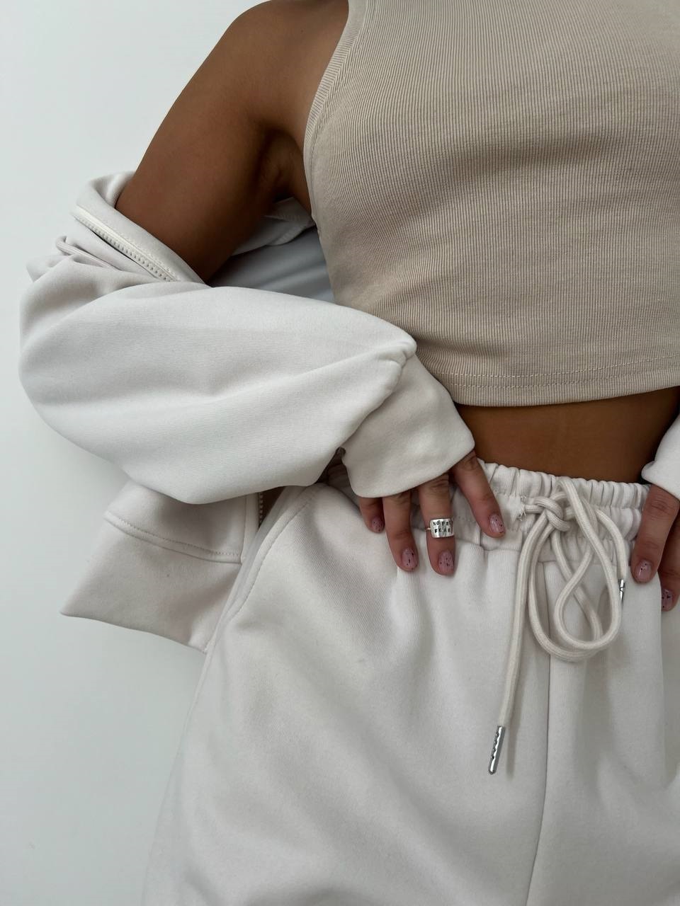 26fce2b9-f3d0-11ee-ad65-166b0be12ee5_3