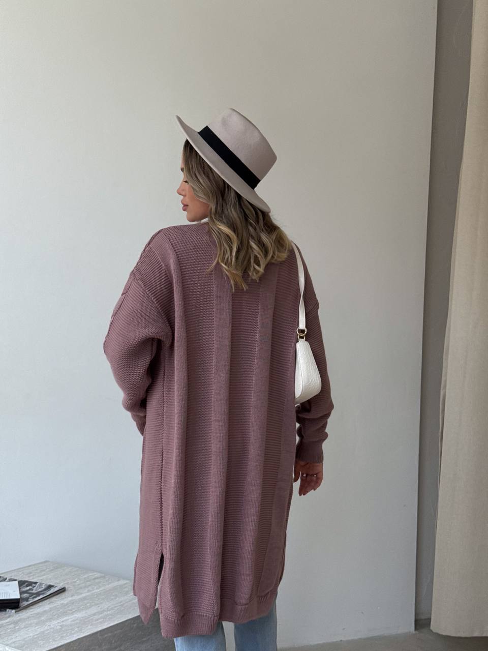 28126ae3-7441-11f0-8624-dee18ff4e8c0_2