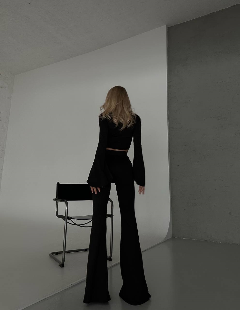 282ae3d4-61e3-11ef-861f-dee18ff4e8c0_2