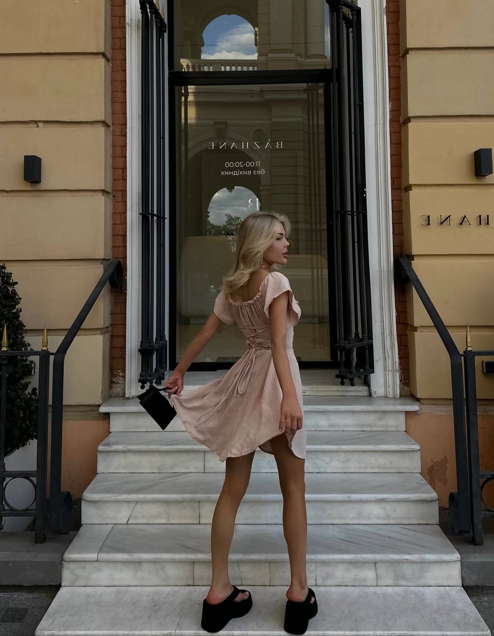 28e2983b-1505-11ef-ad87-166b0be12ee5_2