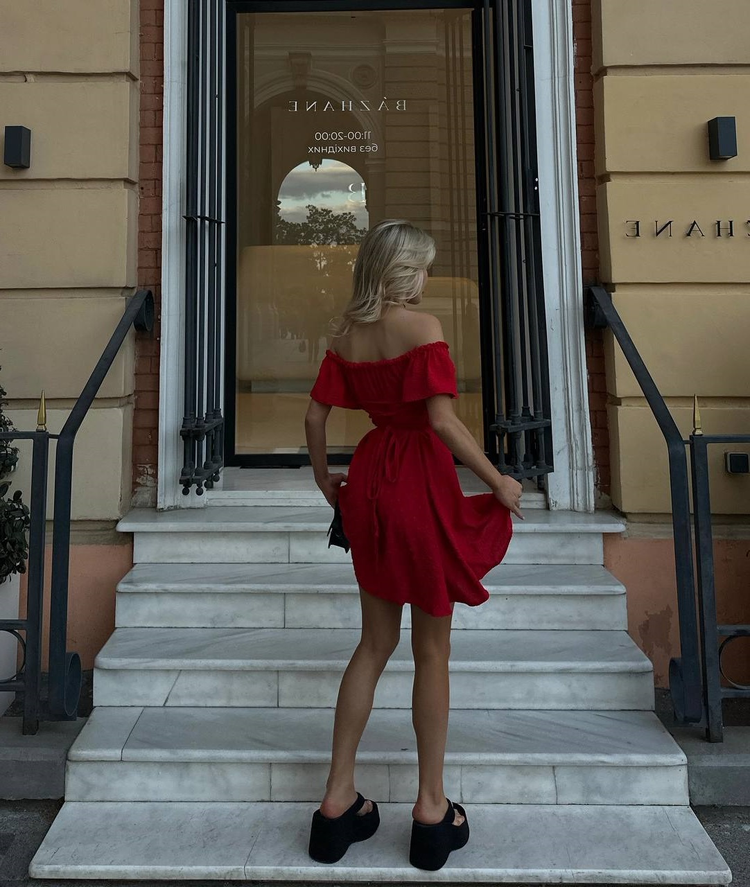 28e29844-1505-11ef-ad87-166b0be12ee5_2