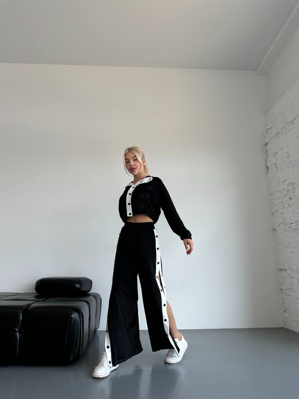 291c572b-617a-11ef-861f-dee18ff4e8c0_3