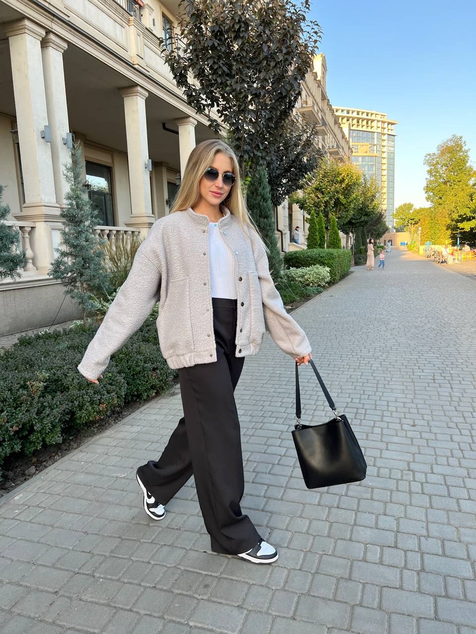 2abf7f8c-be94-11ee-ad4b-166b0be12ee5_1