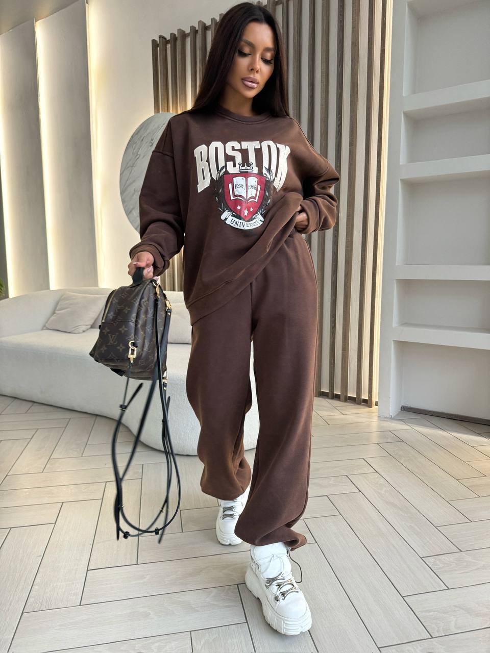 2bfa5856-8db3-11f0-8624-dee18ff4e8c0_1