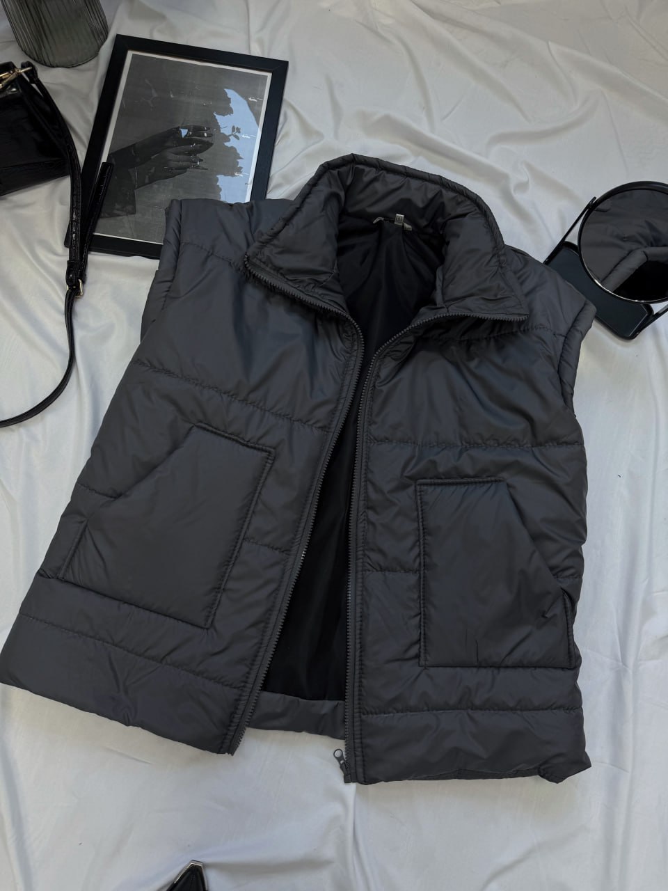 2c5ed5a7-7943-11f0-8624-dee18ff4e8c0_1