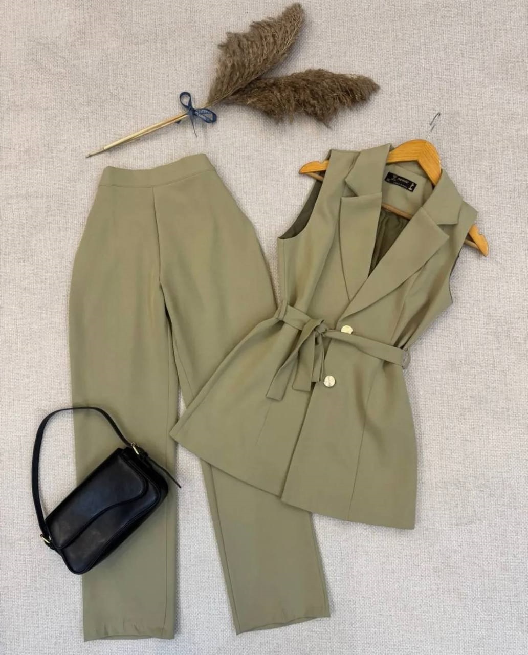 2f6bf97d-77f6-11f0-8624-dee18ff4e8c0_0