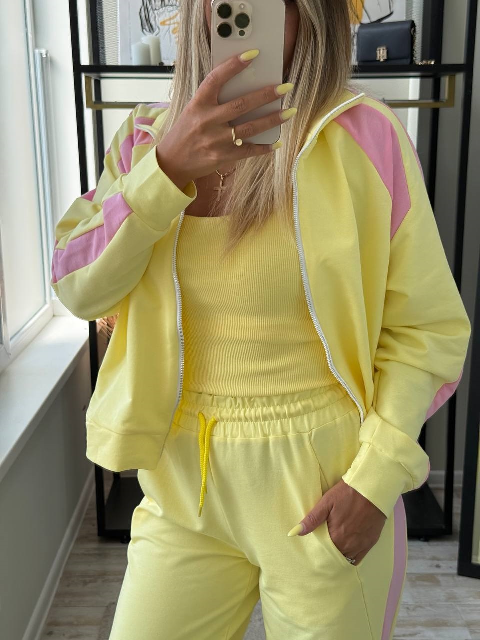 2f6bf994-77f6-11f0-8624-dee18ff4e8c0_1