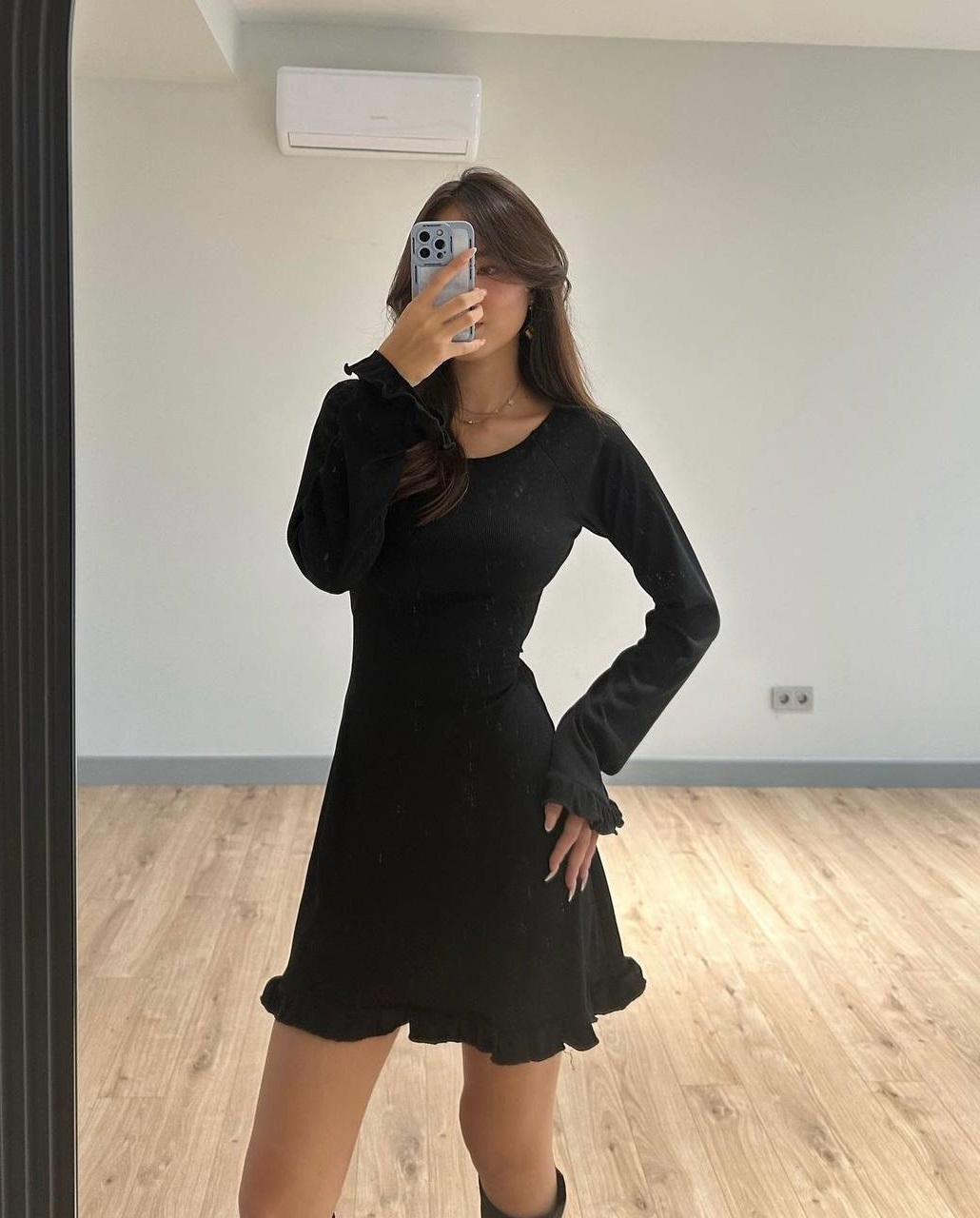 30120f70-b58e-11ee-ad47-166b0be12ee5_1